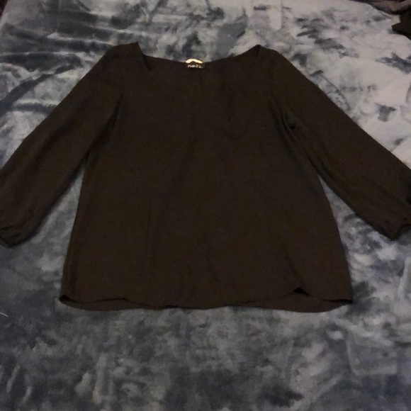 Blouse with spark! - Picture 1 of 3